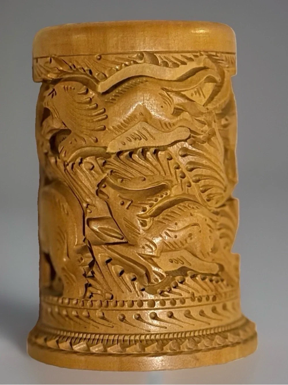 🌲 Vintage Hand-Carved Teak Wooden Pen Holder - Intricate Forest & Wildlife Scene